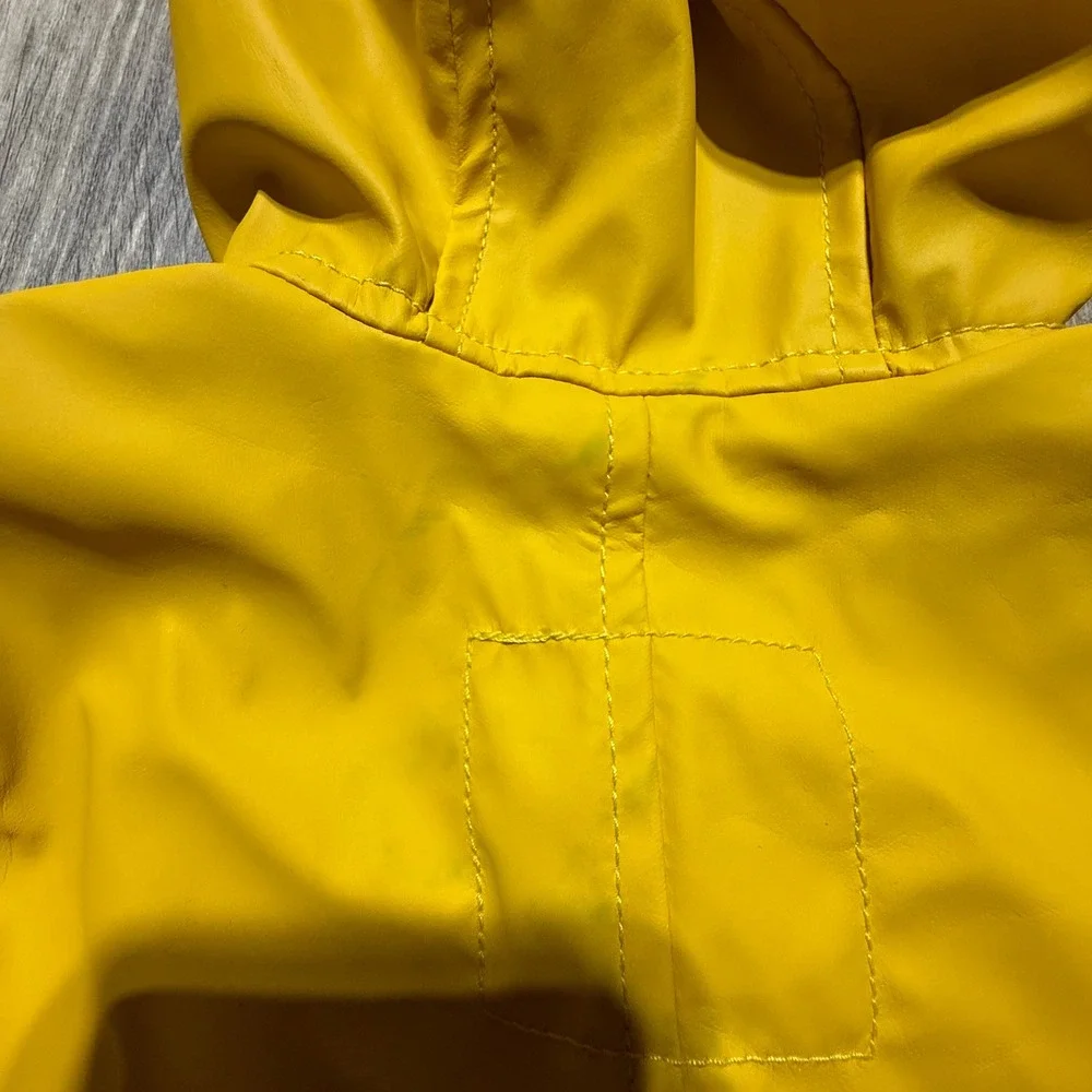 Baby GAP Yellow Hooded Raincoat Jacket Striped Lining 0-6 Months Kids Coastal